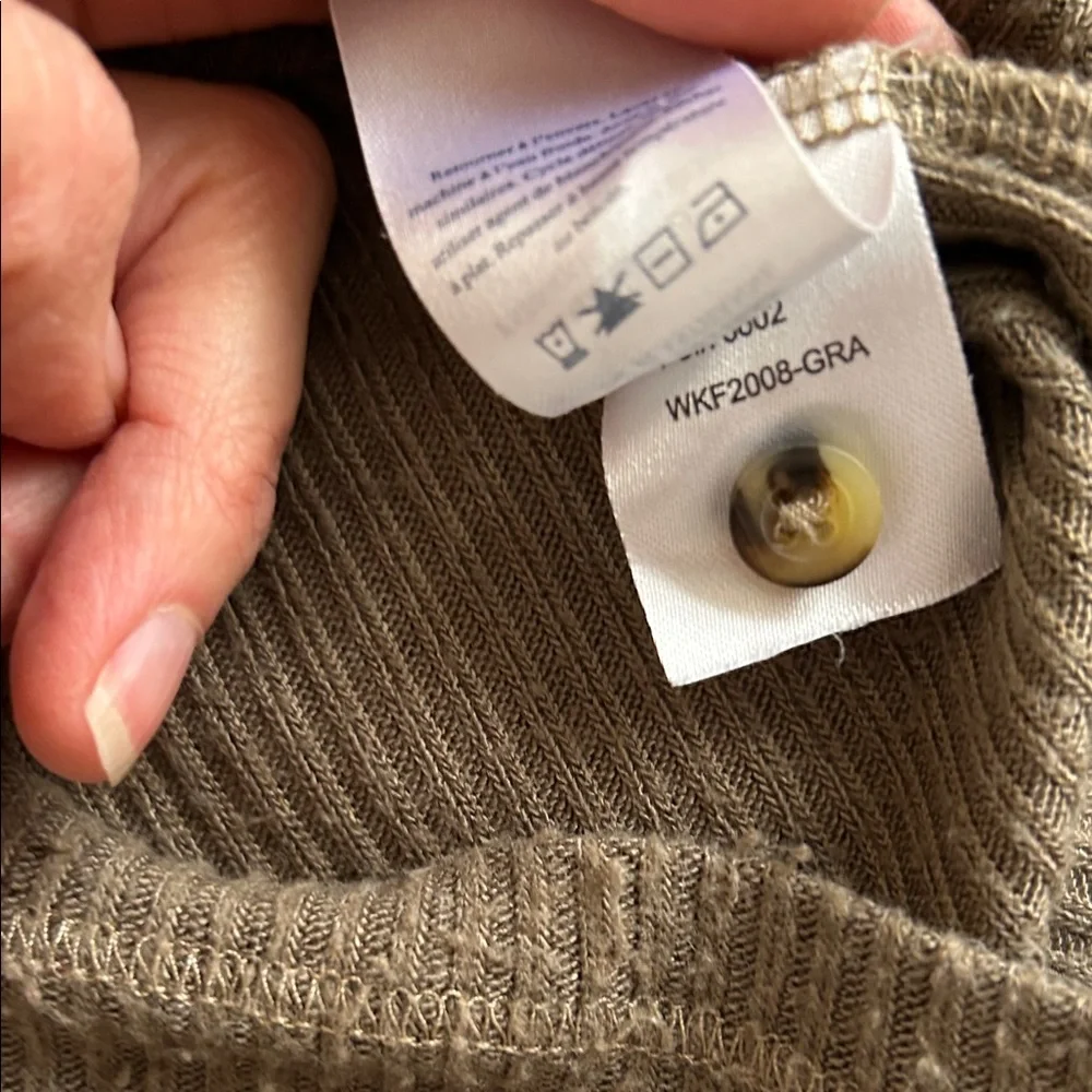 Faherty Women's Brown Ribbed Long Sleeve Henley - Picture 5 of 6